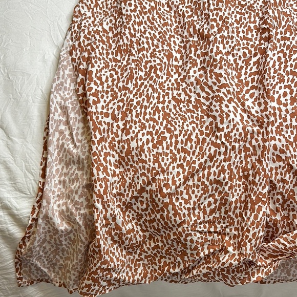 Leopard Print Sleeveless Dress - Picture 3 of 8